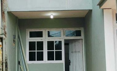 Rumah jln utama komplek palm hill.