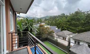 Jual di bawah Appraisal Bank Rumah Villa CANTIK Ada KOLAM RENANG FULL FURNISHED di RESORT DAGO
