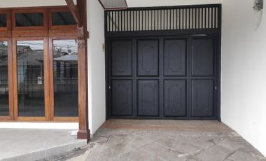 Disewakan Rumah Hook Di Pasar Minggu Jakarta Selatan