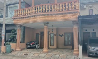 Dijual rumah 200/126 lantai 3 Dian Regency  Palembang