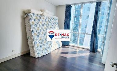 Hunian mewah, view laut, Apartemen Regatta Montecarlo