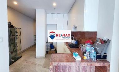 Hunian mewah, view laut, Apartemen Regatta Montecarlo