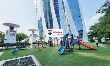 Hunian mewah, view laut, Apartemen Regatta Montecarlo