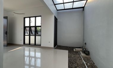 Promo Akhir Tahun RUMAH MEWAH 2 LANTAI FREE BIAYA² BEBAS BANJIR!