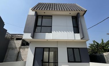 Promo Akhir Tahun RUMAH MEWAH 2 LANTAI FREE BIAYA² BEBAS BANJIR!