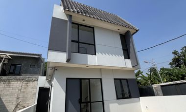 Promo Akhir Tahun RUMAH MEWAH 2 LANTAI FREE BIAYA² BEBAS BANJIR!