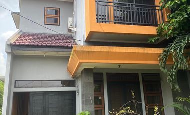 Di Jual Rumah 2 Lantai dengan lokasi strategis di Pekanbaru