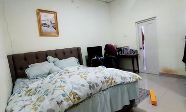 Rumah bgs siap huni di KAV.kodau jatimekar LT.131m SHm garasi mobil