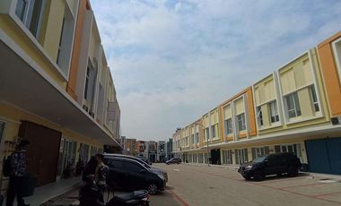 Ruko Pasar Modern Paramount siap pakai Pusat kuliner Gading Serpong