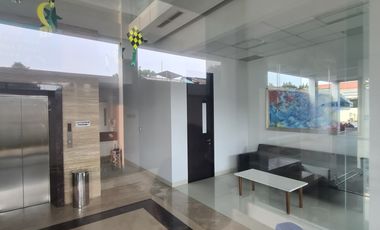 DISEWAKAN MINI BUILDING KANTOR BARU 3 LANTAI DI KEBAYORAN LAMA LOKASI