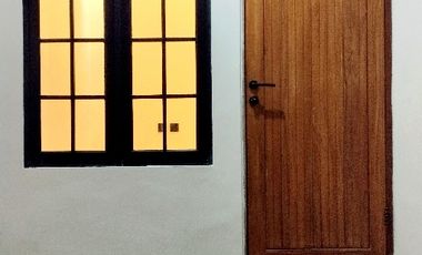 rumah di sanggulan, modern style villa