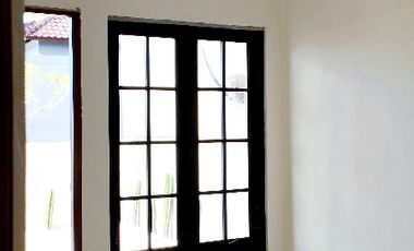 rumah di sanggulan, modern style villa