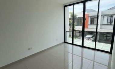 Disewakan Murah Rumah uk. 8x10m2 Milenial City  PIK 2 Kosongan