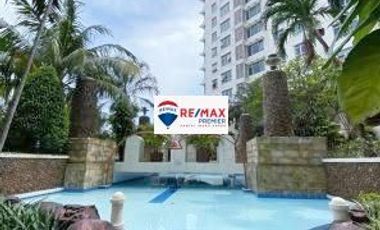 Hunian mewah  4 Kamar Tidur Apartemen Pantai Mutiara