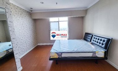 Hunian mewah  4 Kamar Tidur Apartemen Pantai Mutiara
