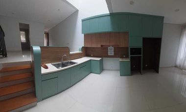 Rumah Town House Lebak Bulus