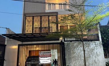 Harga spesial ! Rmh baru parkir luas jln paling besar!