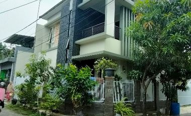 RUMAH CANTIK,KOKOH BAGUS 2 LANTAI ,DIJUAL DI CIKARANG BARU JABABEKA