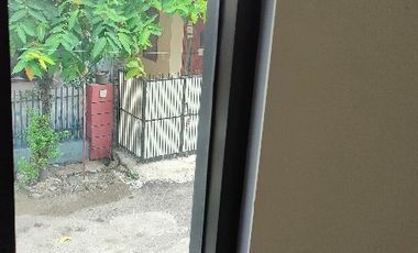 RUMAH CANTIK,KOKOH BAGUS 2 LANTAI ,DIJUAL DI CIKARANG BARU JABABEKA