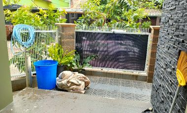 RUMAH CANTIK,KOKOH BAGUS 2 LANTAI ,DIJUAL DI CIKARANG BARU JABABEKA