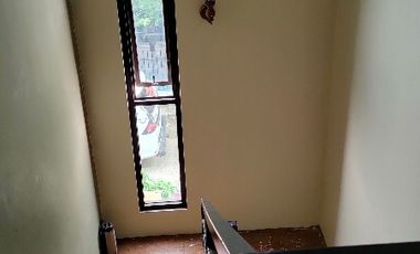 RUMAH CANTIK,KOKOH BAGUS 2 LANTAI ,DIJUAL DI CIKARANG BARU JABABEKA