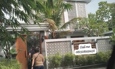 Dijual Private Villa Tropis
