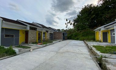 Turun Harga! Rumah Baru dalam Perumahan di Plesungan, Gondangrejo, Kra