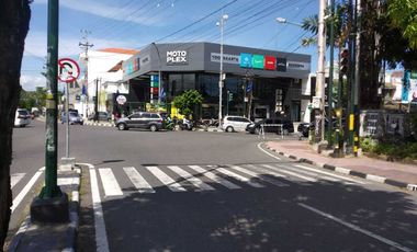 Tanah hook dijual ditengah kota Yogya, dekat Alun alun kidul, Lt 790,5