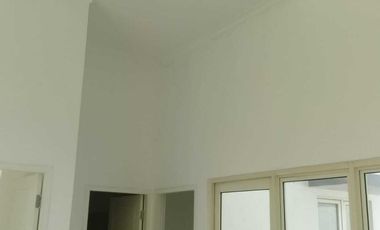 Rumah hook di Front View Rancamaya Golf Estate dengan harga terbaik