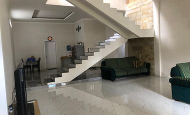 Rumah Asri Dan Sejuk Di Batu Malang Jawa Timur S8675