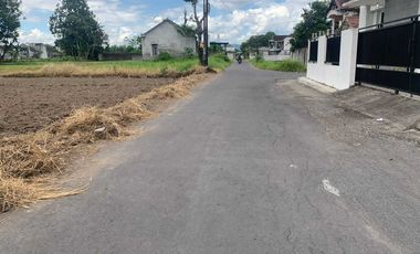 Timur Bandara Adi Sucipto, Tanah Strategis Jogja