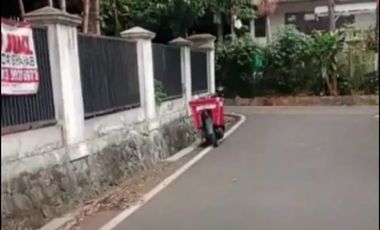 Rumah murah hitung tanah di Pejaten Timur Jakarta Selatan