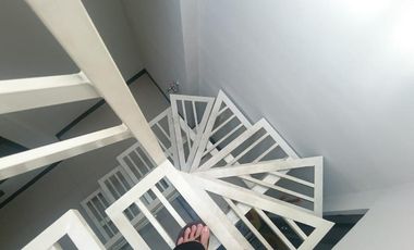 disewakan / dijual Rumah Baru Siap Huni di Buah Batu Regency Bandung