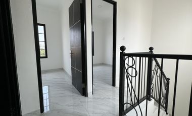 Rumah 2 Lantai Siap Huni Design Modern Klasik