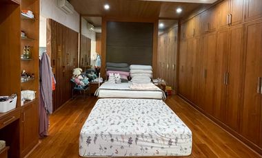 sektor 7 nego sd deal  cluster exclusive bintaro dengan Pool