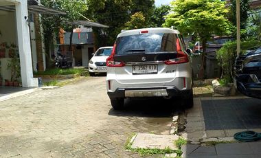 Disewakan Rumah dkm townhousedi Pejaten timur