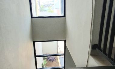 Disewakan Rumah hanya 40 jutaan di Townhouse Ananda Jatiasih