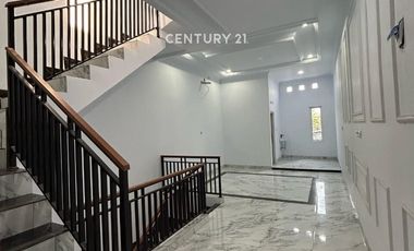 Rumah Brand New 3 Lantai Area Duri Kepa Kebon Jeruk Jakarta Barat