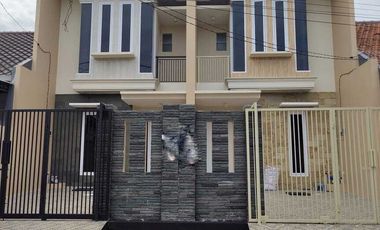Hanya 2 Unit Jual Cepat Rumah Lux Baru Gress Penjaringan Sari