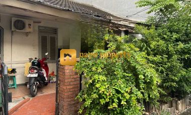 Rumah Murah Dalam Komplek Jatiwaringin Asri Pondok Gede Bekasi