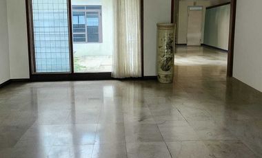 Dijual Rumah Lokasi Strategis di Jl. Raung Semarang