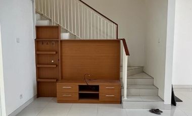 Dijamin termurah.. under appraisal.. Rumah 2 lantai di Grand Pakuwon