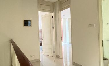 Dijamin termurah.. under appraisal.. Rumah 2 lantai di Grand Pakuwon