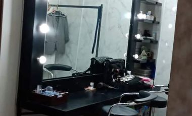 DIJUAL RUMAH MEWAH 3 LANTAI DI PERUM PREMIUM DEKAT ARTOS MALL