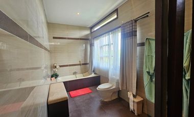 2 ensuite bathrooms villa in pererenan Bali for sale