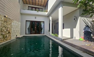 2 ensuite bathrooms villa in pererenan Bali for sale