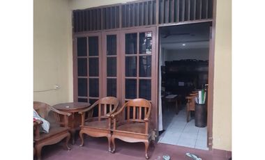 DIJUAL MURAH RUMAH TEPI JALAN STRATEGIS KEBON JERUK JAKARTA BARAT