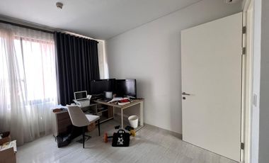 Disewakan Apartment Low Rise Premium Lloyd Alam Sutera 3BR furnish