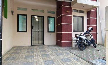 DISEWA RUMAH CANTIK  MINIMALIS DI TAMAN HARAPAN BARU