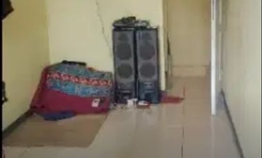 Di jual butuh rumah minimalis kokoh permanen  2 lantai full lokasi ciledug